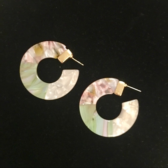 ✨”ARIANNA” ACRYLIC HOOP STYLE EARRINGS-DROP-NEW‎ - Picture 4 of 4